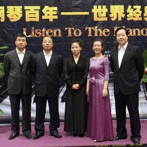 性感熟妇穿三角裤好吗视频
